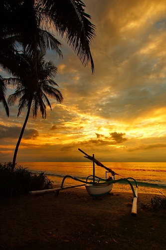 senggigi beach lombok