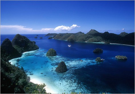 kepulauan raja ampat dari atas - Raja Ampat : Kepulauan Raja Ampat Papua – Surga di Indonesia